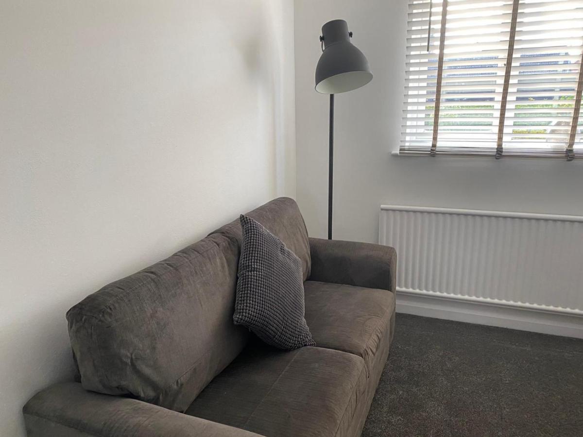 Riverside Park Ground Floor Apartment - St Neots Eksteriør billede